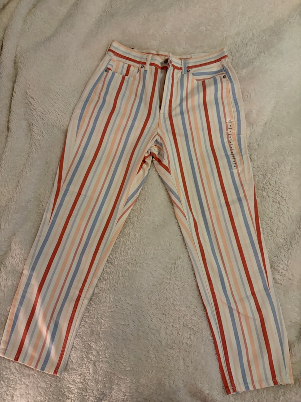 American Eagle Mom Jeans